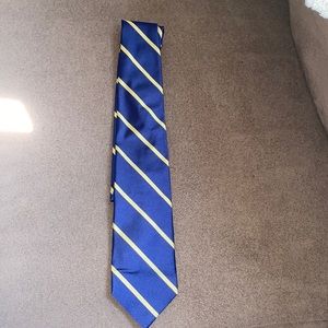 NWOT BROOKS BROTHERS TIE